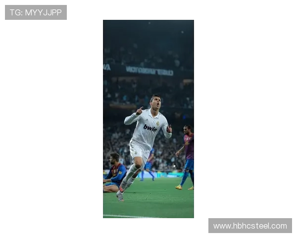 拉莫斯足球明星壁纸精选展现激情与荣耀的完美瞬间